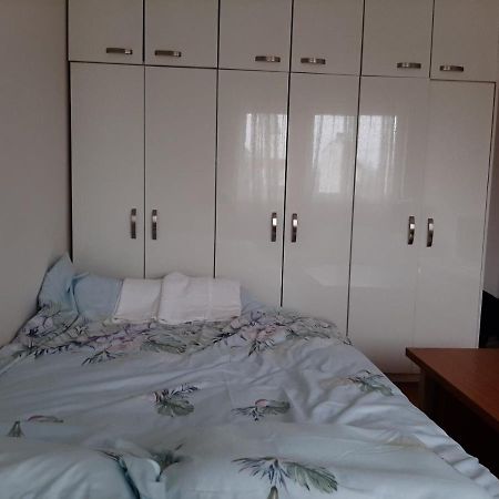 Ulpiana Apartment Centrum, Prishtine Extérieur photo