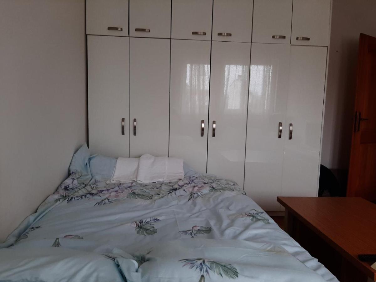 Ulpiana Apartment Centrum, Prishtine Extérieur photo