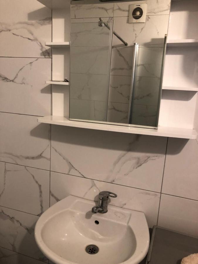 Ulpiana Apartment Centrum, Prishtine Extérieur photo